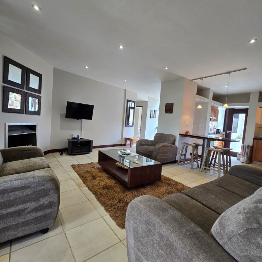 To Let 2 Bedroom Property for Rent in Oubaai Western Cape